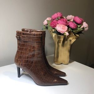 Lauren By Ralph Lauren CROCODILE booties size 8